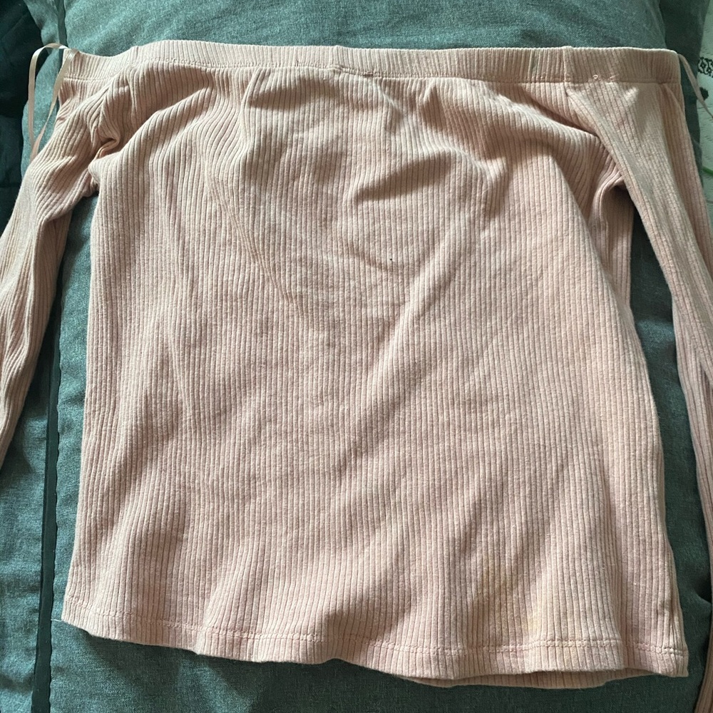 peach sleeveless top